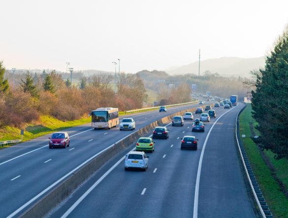【EU】欧州委、自動車パッケージ発表。2035年以降GHG90%減で車両タイプこだわらず。小型EV促進策も