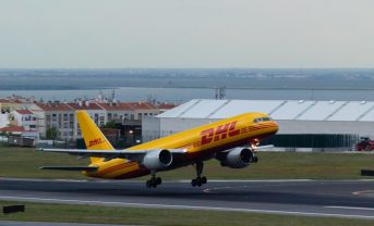 【国際】DHLとエールフランス、航空貨物部門でブック&クレーム型SAF活用。3.5万t削減権