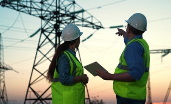 【国際】IEA、エネルギー雇用報告書2025発表。太陽光発電牽引。熟練労働者不足が課題