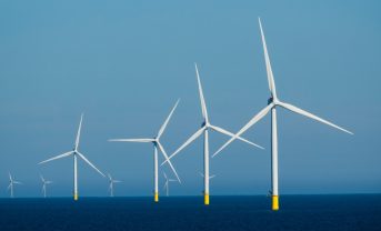 【日本】政府、EEZでの洋上風力開発を2026年4月から解禁。高さ10m以下。政令閣議決定