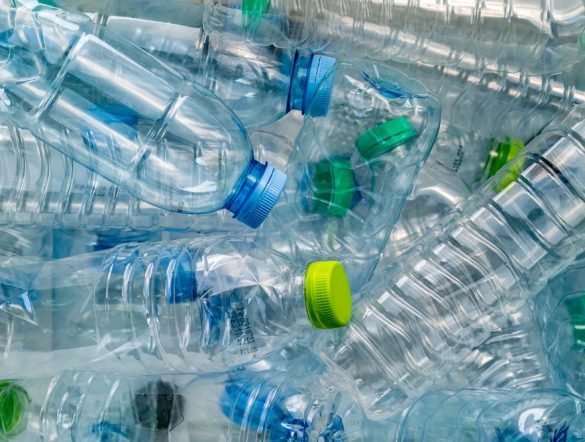 【日本】ケミリサ再生PET樹脂の認知向上及び市場拡大で覚書。アサヒ飲料、SMFG、JEPLAN