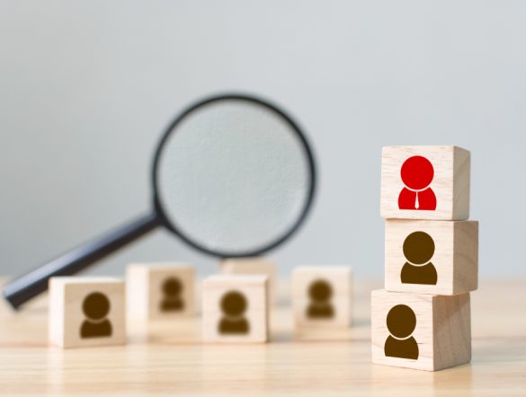 【日本】内閣官房、「人的資本可視化指針」改訂案公表。規範性なし。SSBJ基準が優先