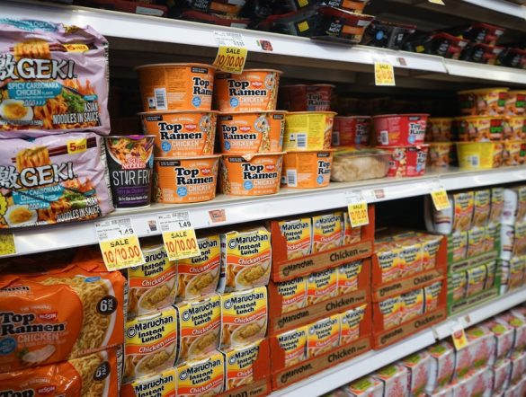 【アメリカ】農務省、「食事ガイドライン2025-2030」発表。高度加工食品摂取を抑制