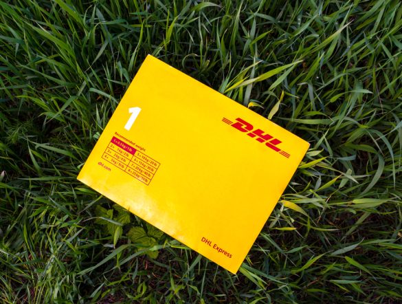 【国際】DHL、若者就業支援プログラムを2030年まで延長。世界70カ国で展開
