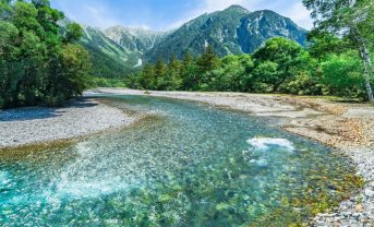 【日本】国交省、河川レジャーは夏から春・秋にシフト。暑熱が影響。利用者総数減少も