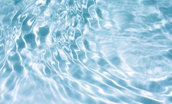 【国際】AWS、水資源管理の国際認証基第3版公表。水使用効率、気候・生物多様性等を強化