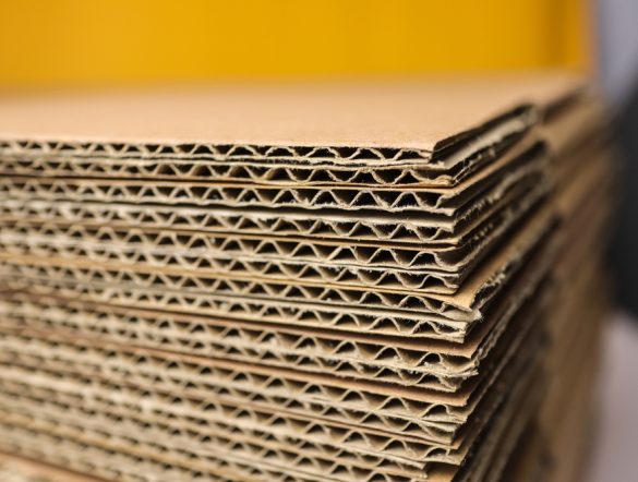 【日本】JA全農と日ハム、段ボールの国内循環100%目標で協働。古紙の海外流出に対処