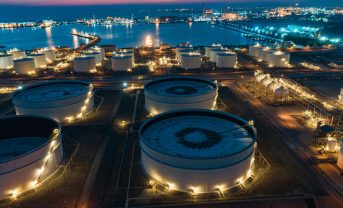 【国際】2025年エネルギー生産、太陽光が牽引。ホルムズ海峡封鎖でガス需要低下見通し。IEA