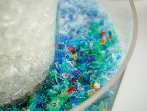 【アメリカ】EPA、マイクロプラスチックを汚染物質候補リスト入りへ。保健福祉省も規制強化