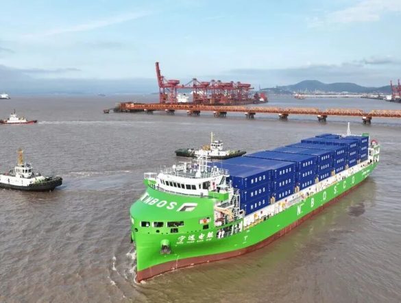 【中国】寧波遠洋運輸、中国初の全電動コンテナ船「寧遠電鯤」が就航。世界最大
