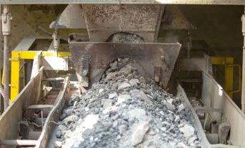 【カナダ】UBC、電力活用の低炭素セメント製造技術を開発。CO2排出98%削減
