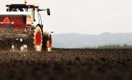【EU】EU理事会、窒素系肥料の関税1年停止を決定。価格高騰に対処