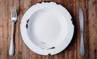 【国際】FAO、エルニーニョ、肥料価格高騰、貿易不安定に警鐘。飢餓リスク拡大