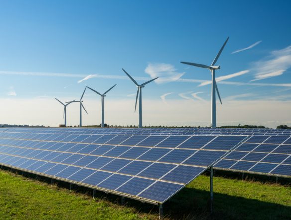 【日本】環境省、データセンター関連再エネ・蓄電設備の補助金受付開始。1件最大10億円