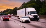 【国際】UNEP FI、自動車・道路輸送・航空のネットゼロ移行で銀行向け政策エンゲージメントガイド