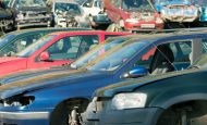 【EU】ELV規則、成立。新車プラ再生材比率25%義務化。その他素材は1年以内に目標設定