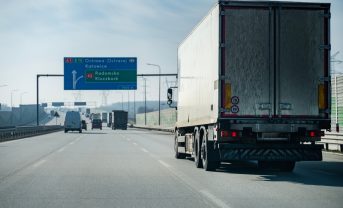 【EU】EU理事会と欧州議会、ユーロビニエット指令改正案で政治的合意。道路課金ルール
