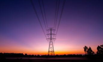 【国際】UNEZA、送電網サプライチェーン強化で共同声明。COP31に向けロードマップ策定へ