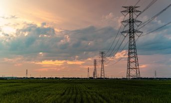 【日本】改正電気事業法、成立。大規模送電線・大規模電源の整備促進で財政投融資等活用