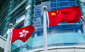 【中国・香港】金融当局、両上場市場の関係深化で合意。グリーンファイナンス促進も