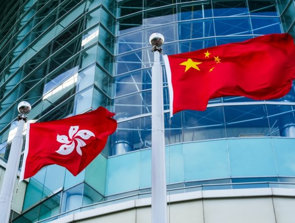 【中国・香港】金融当局、両上場市場の関係深化で合意。グリーンファイナンス促進も