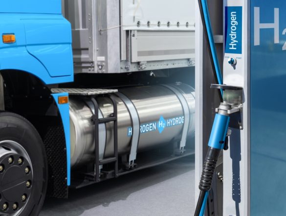 【国際】トヨタ、ボルボとダイムラートラックの燃料電池製造合弁企業に出資。大型商用車向け