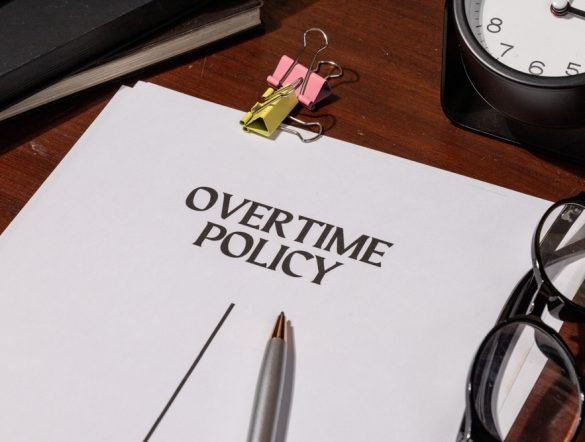 【日本】厚労省、残業の1カ月45時間以内削減の労基署指導廃止。36協定の実施監督に移行