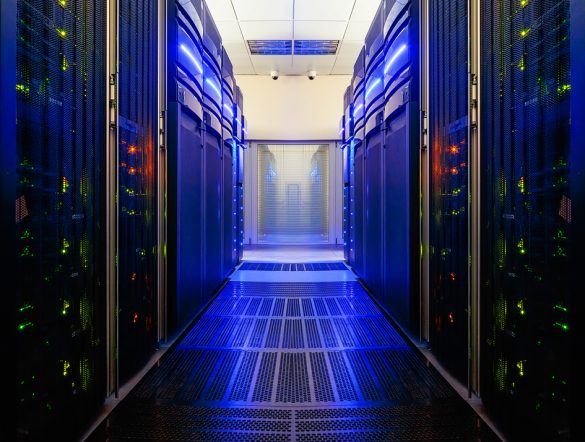 【EU】欧州委、データセンター法定環境基準と格付制度整備へ。報告義務に加え