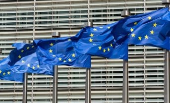 【EU】欧州委、長期イノベーション「Horizon Europe」中間報告。気候・自然・癌で成果順調