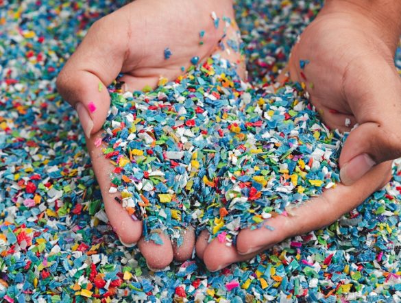 【アメリカ】プリンストン大、プラ9種の光熱ケミカルリサイクル法開発。BPA-PCで収率78%