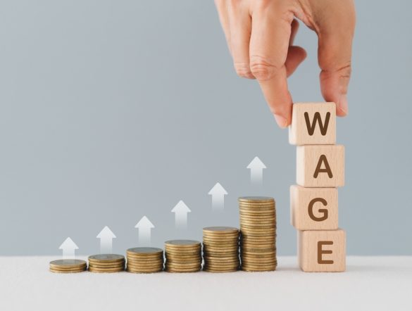 【日本】中小企業庁、最賃引上げ受け支援策発表。価格転嫁とプッシュ型支援。補助金引上げも