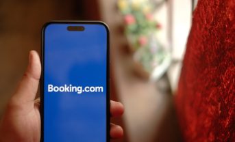 【EU】欧州委、デジタルサービス法違反疑いでBooking.com正式調査。リスク対策不備等