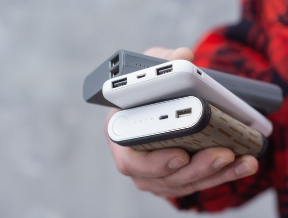 【日本】経産省と環境省、小型家電リサイクルでモバイルバッテリー等4品目追加へ。回収目標は維持