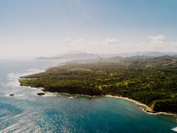 【オセアニア】太平洋島嶼国、化石燃料脱却の地域ロードマップ策定を協議。再エネ100%目指す